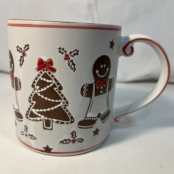 Gingerbread Man Christmas Ceramic Coffee Mug 20 oz Embossed Trees Eli + Ana - Picture 4 of 7